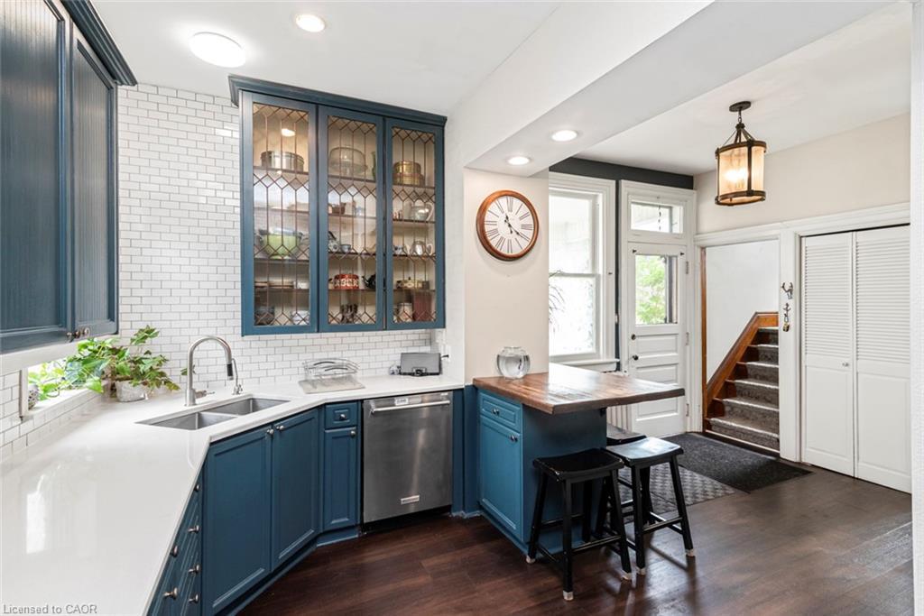 225 Broad Street E, Dunnville, ON - Indoor Photo Showing Kitchen