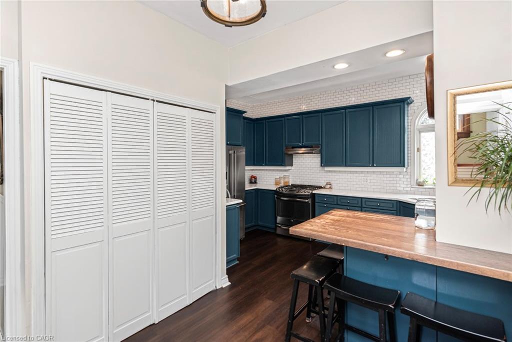 225 Broad Street E, Dunnville, ON - Indoor Photo Showing Kitchen