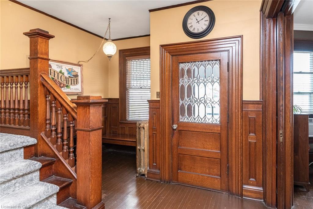 225 Broad Street E, Dunnville, ON - Indoor Photo Showing Other Room