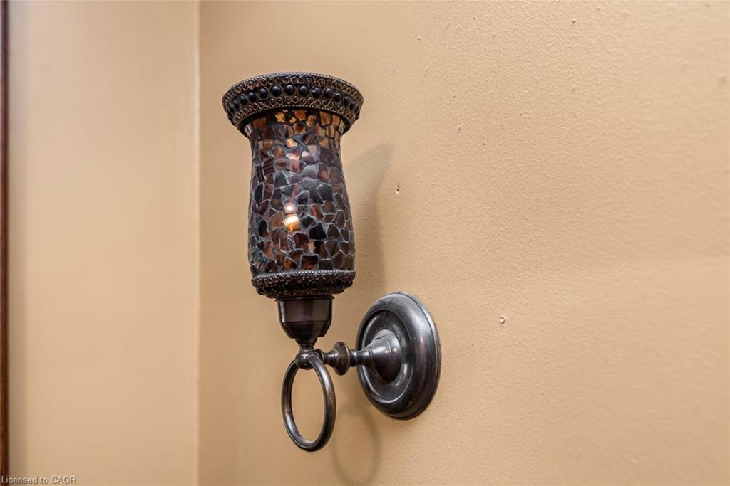 225 Broad Street E, Dunnville, ON - Indoor Photo Showing Other Room