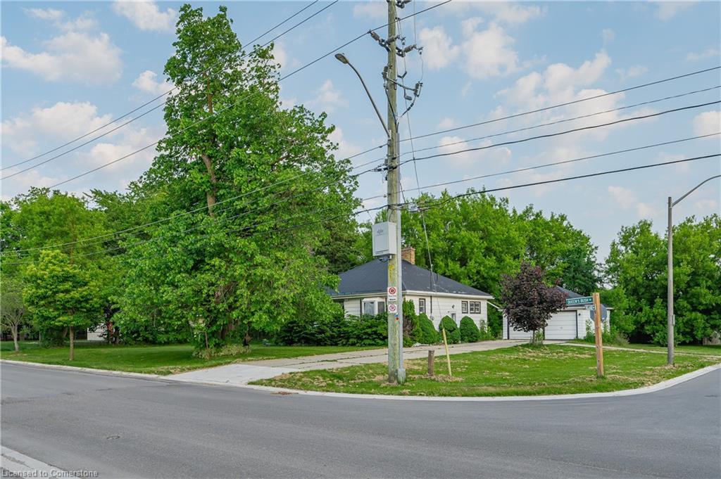 1060 Queens Bush Road, Wellesley, ON