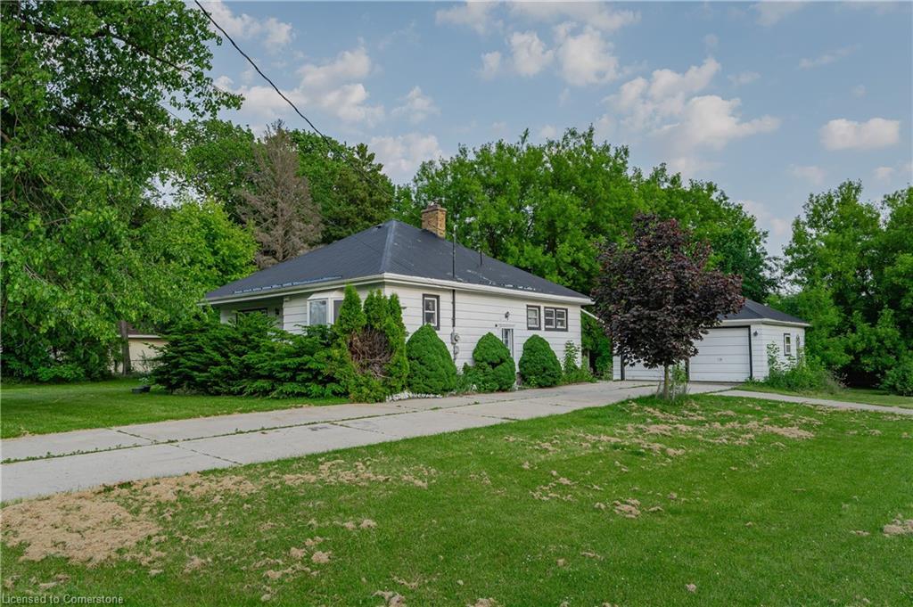 1060 Queens Bush Road, Wellesley, ON