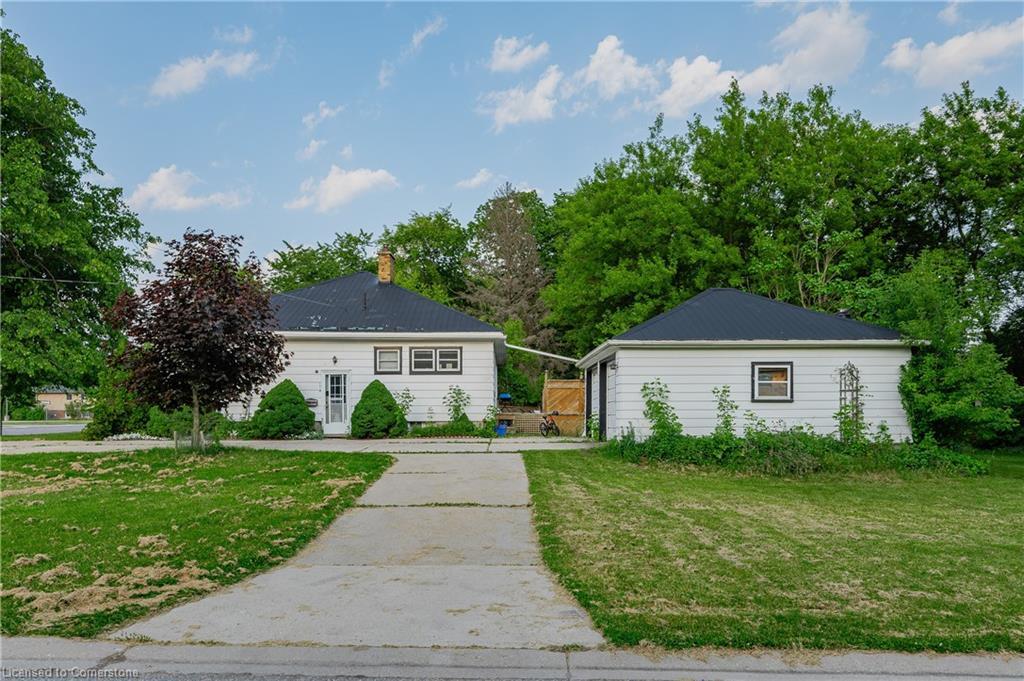 1060 Queens Bush Road, Wellesley, ON