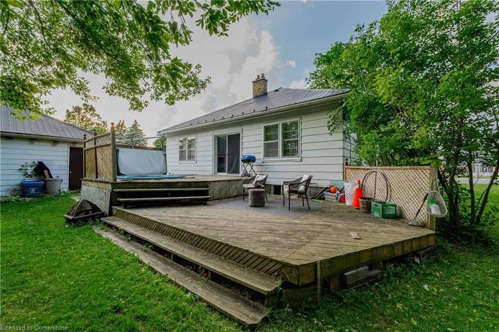 1060 Queens Bush Road, Wellesley, ON