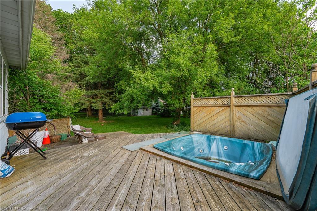 1060 Queens Bush Road, Wellesley, ON