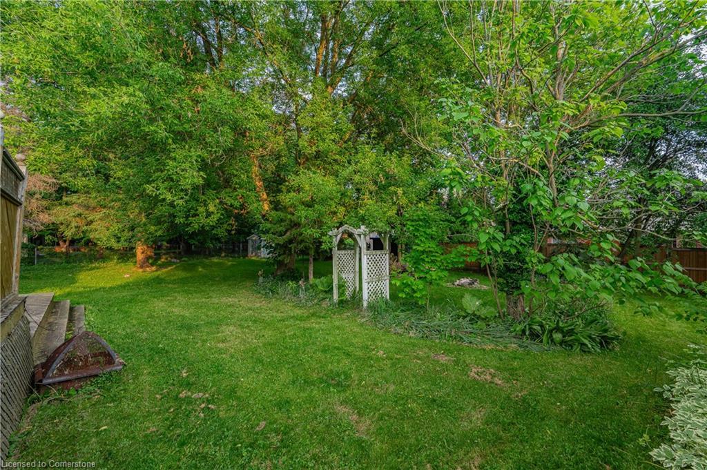 1060 Queens Bush Road, Wellesley, ON