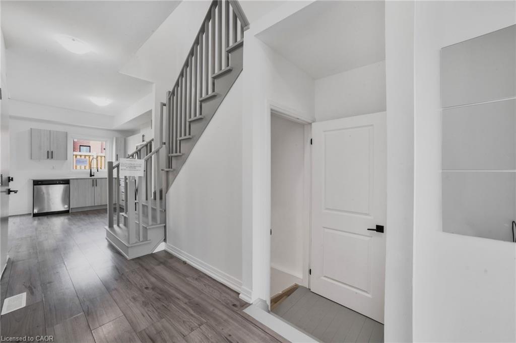 79 Gateland Drive, Barrie, ON - Indoor Photo Showing Other Room