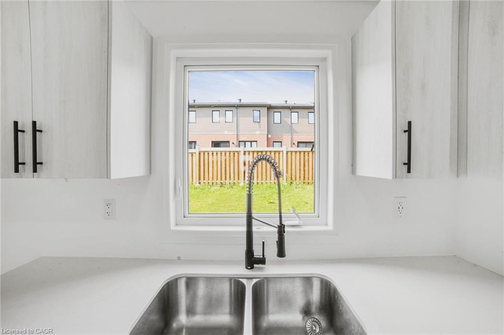 79 Gateland Drive, Barrie, ON - Indoor Photo Showing Kitchen With Double Sink