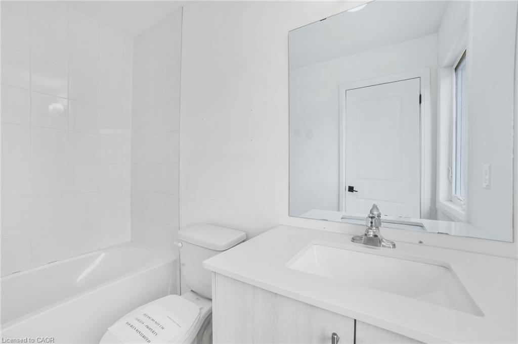 79 Gateland Drive, Barrie, ON - Indoor Photo Showing Bathroom