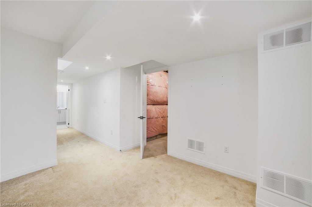 79 Gateland Drive, Barrie, ON - Indoor Photo Showing Other Room