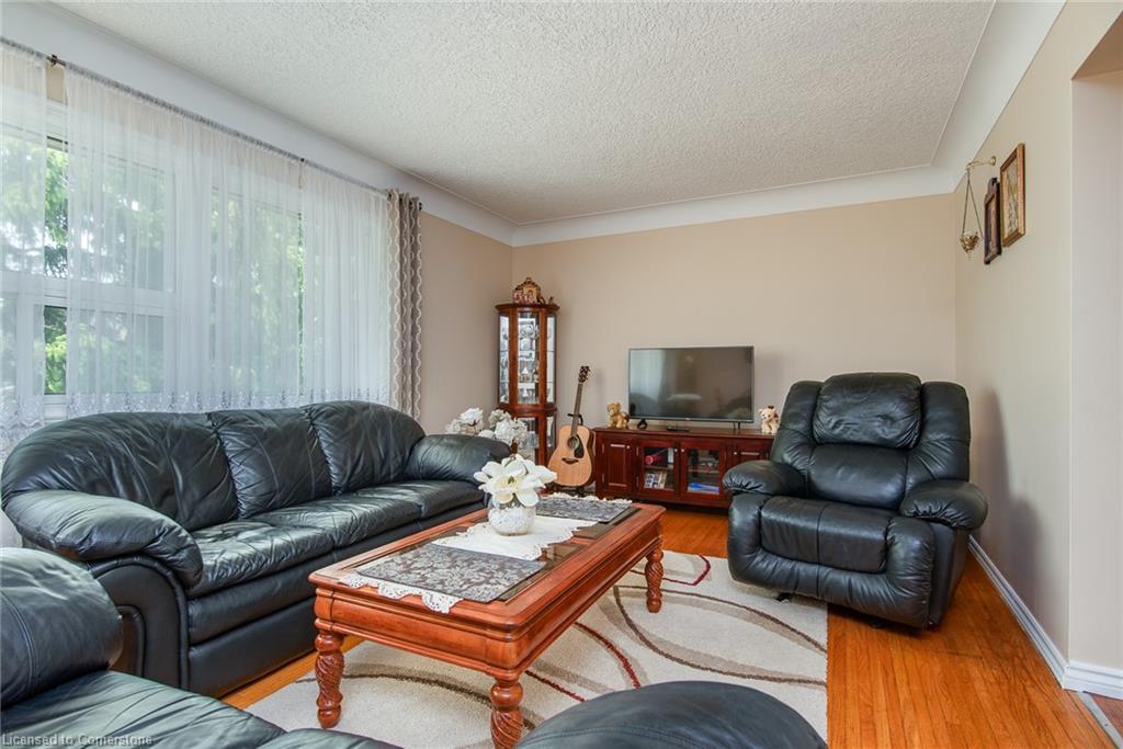 129 River Road E, Kitchener, ON