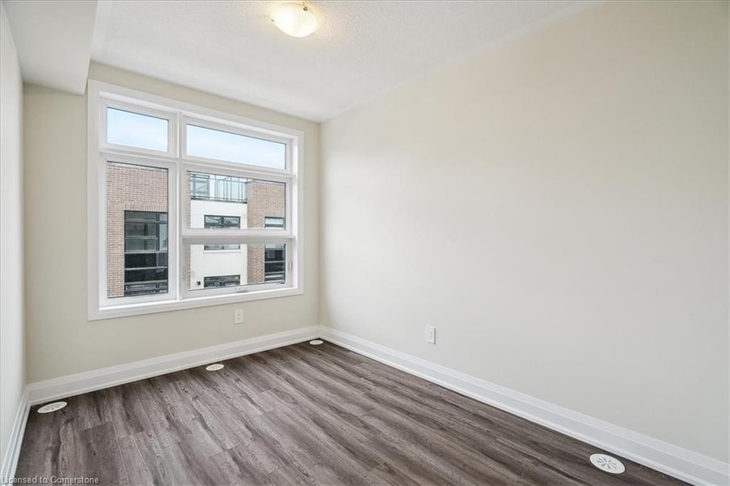 105-1593 Rose Way, Milton, ON - Indoor Photo Showing Other Room