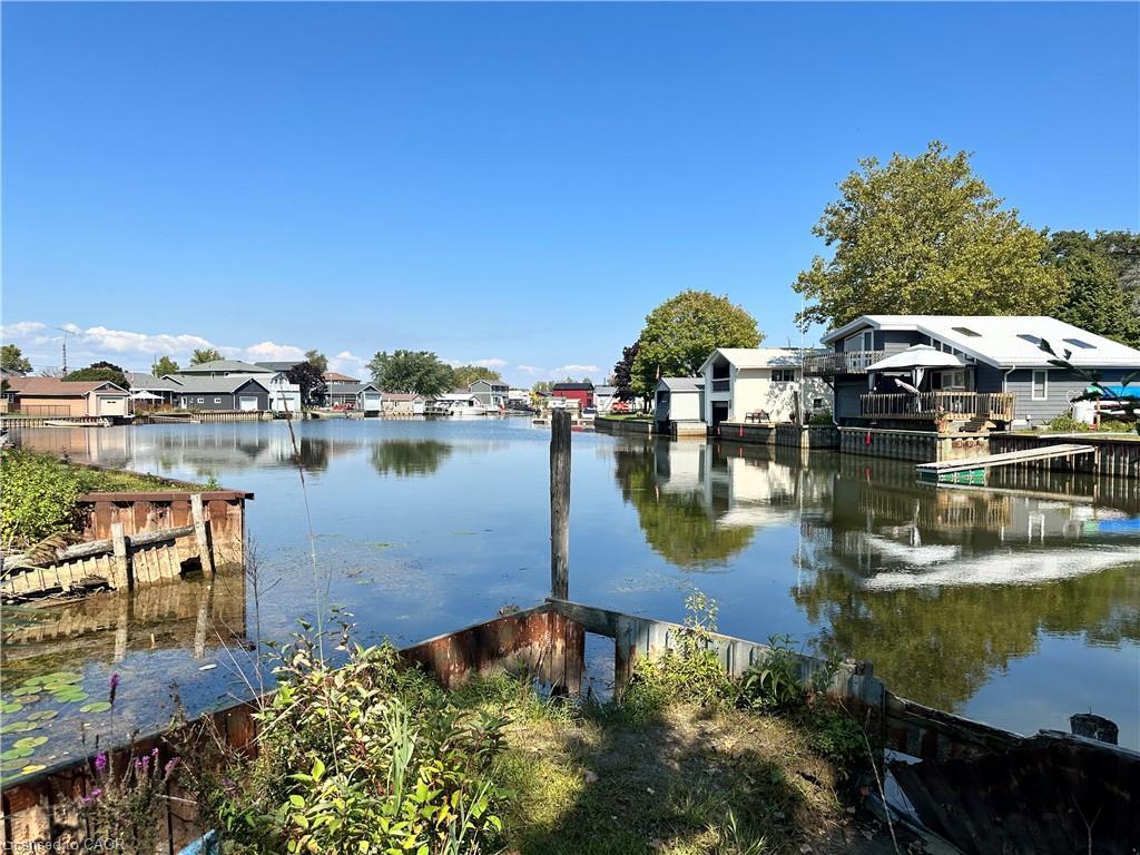 23 Old Cut Boulevard, Long Point, ON