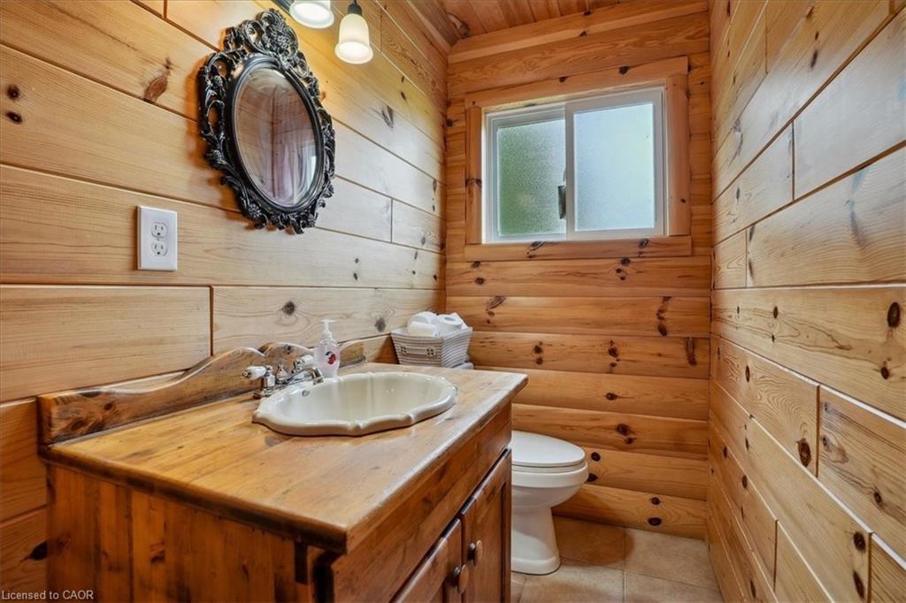 96 Charlotteville 2 Road, St. Williams, ON - Indoor Photo Showing Bathroom