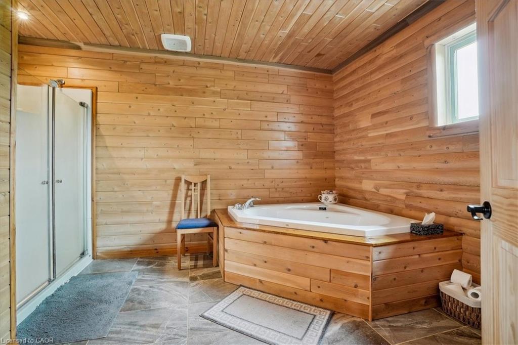 96 Charlotteville 2 Road, St. Williams, ON - Indoor Photo Showing Bathroom