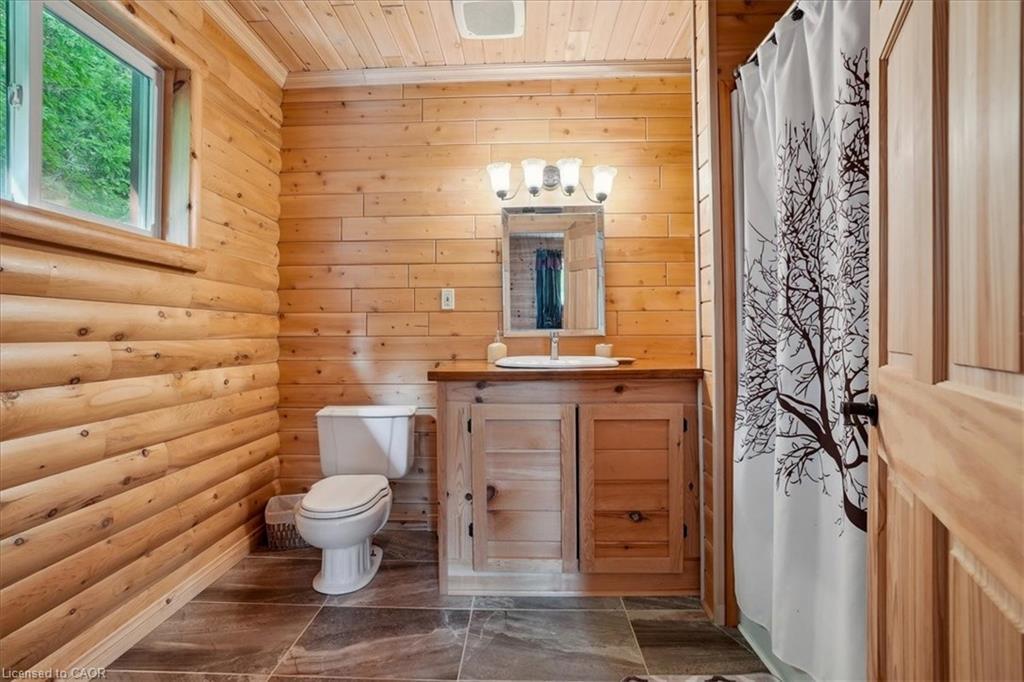 96 Charlotteville 2 Road, St. Williams, ON - Indoor Photo Showing Bathroom