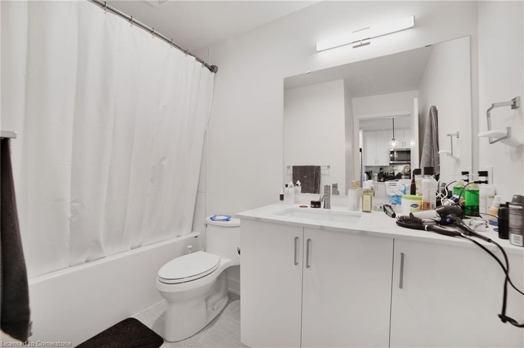 402-121 Mary Street, Creemore, ON - Indoor Photo Showing Bathroom