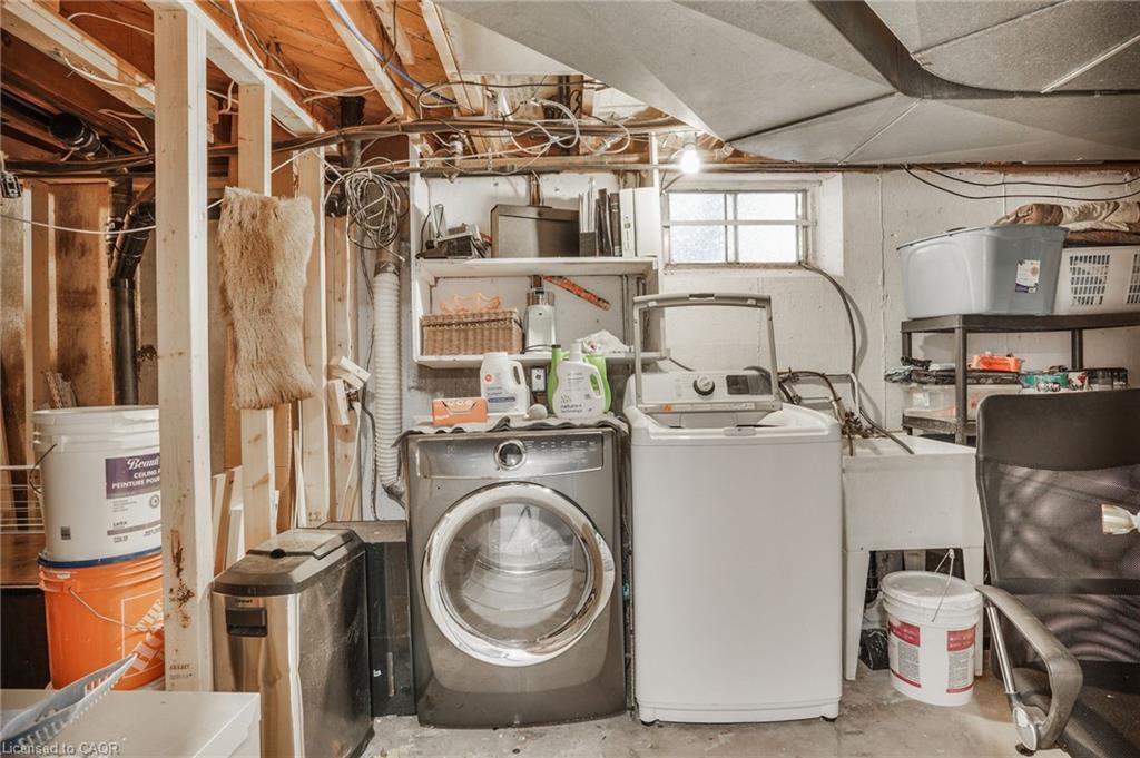 3316 Tallman Drive, Lincoln, ON - Indoor Photo Showing Laundry Room