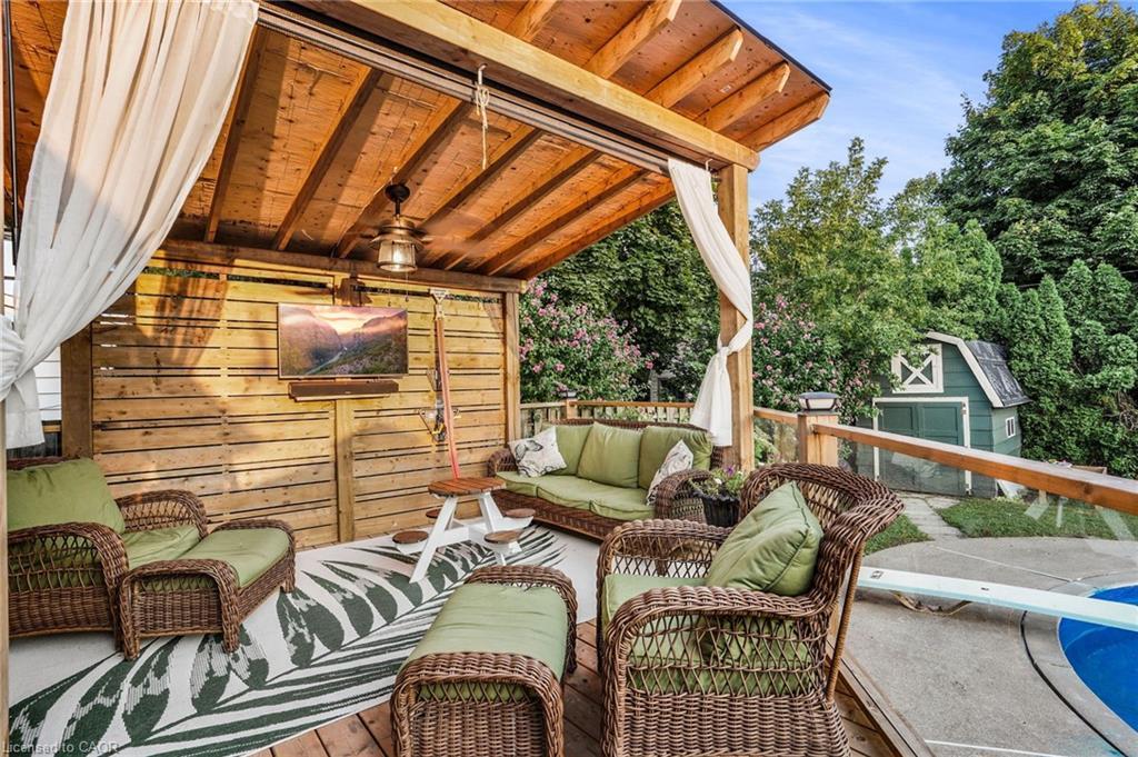 3316 Tallman Drive, Lincoln, ON - Outdoor With Deck Patio Veranda With Exterior