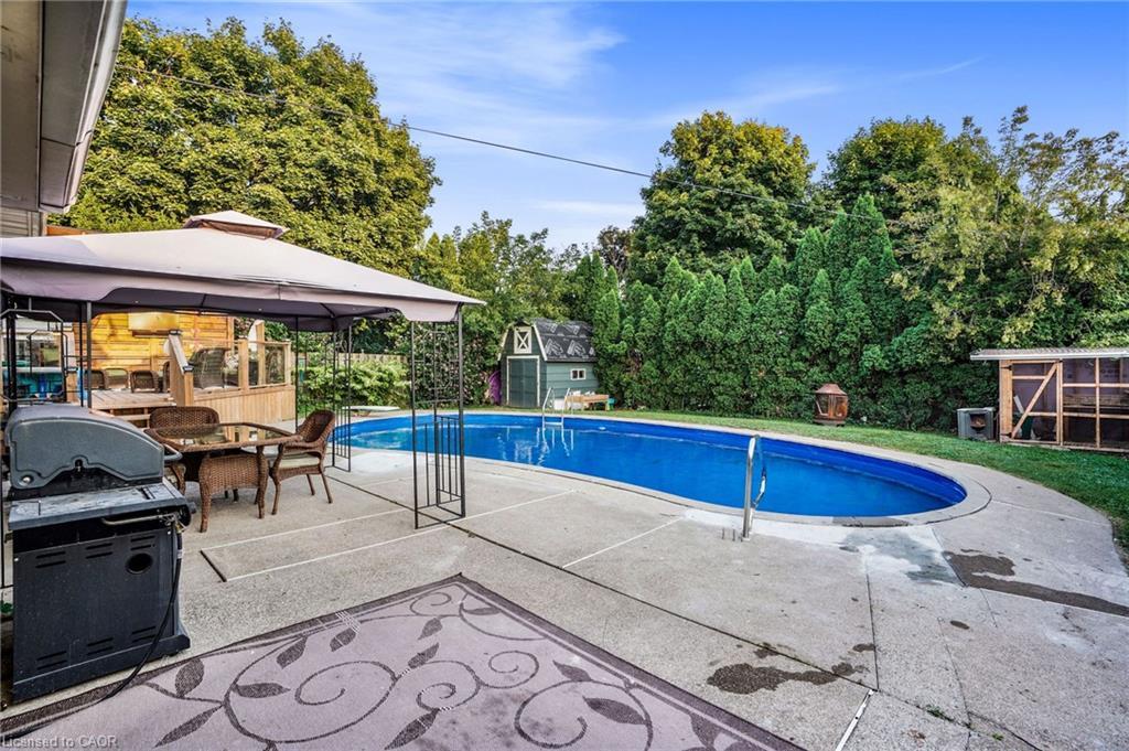 3316 Tallman Drive, Lincoln, ON - Outdoor With In Ground Pool With Deck Patio Veranda With Backyard