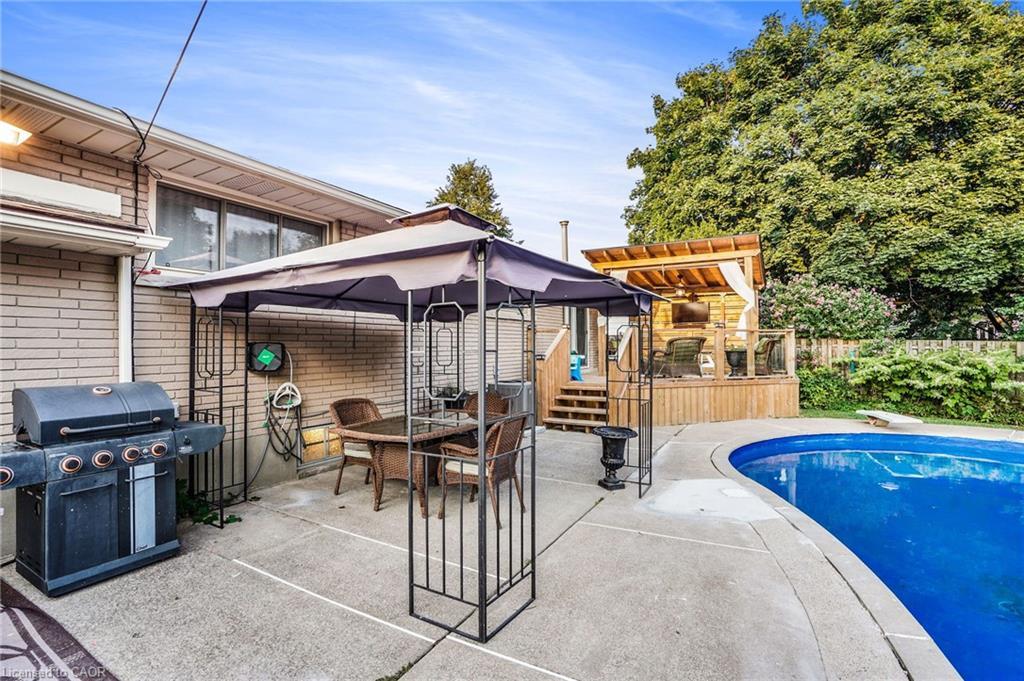 3316 Tallman Drive, Lincoln, ON - Outdoor With In Ground Pool With Deck Patio Veranda