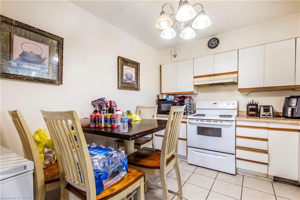 104 Oakwood Avenue, Cambridge, ON