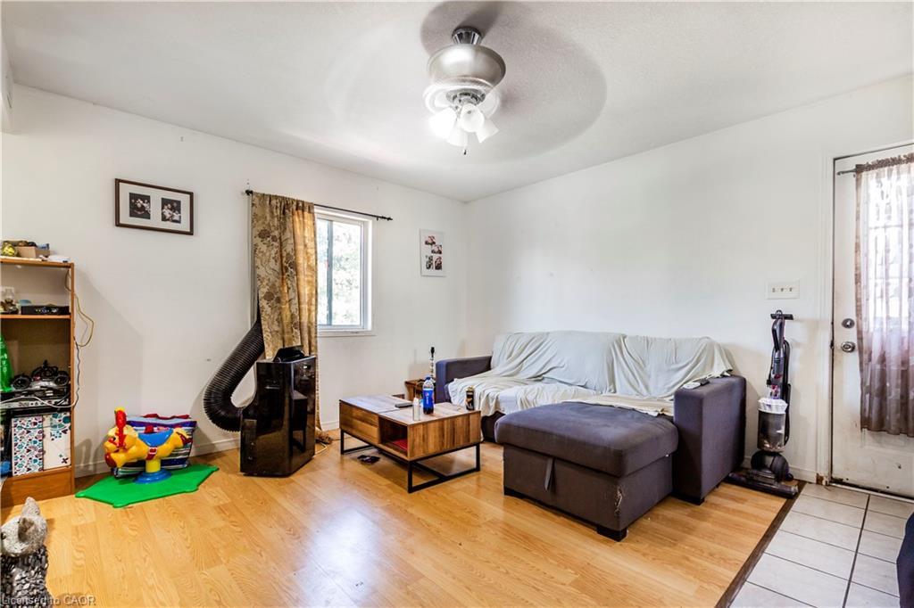 104 Oakwood Avenue, Cambridge, ON