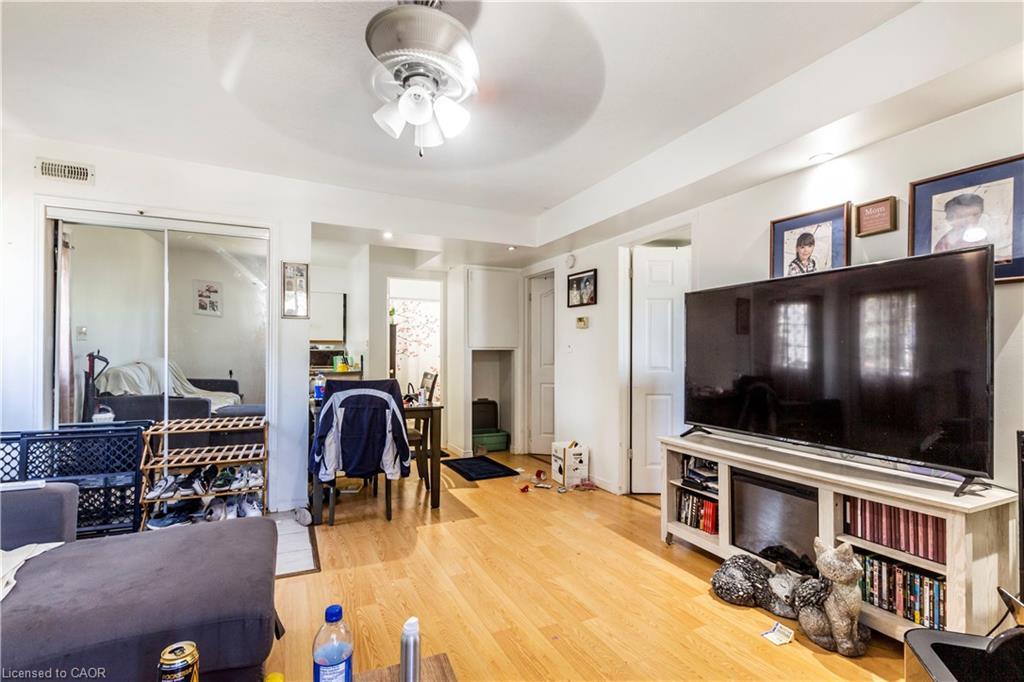 104 Oakwood Avenue, Cambridge, ON