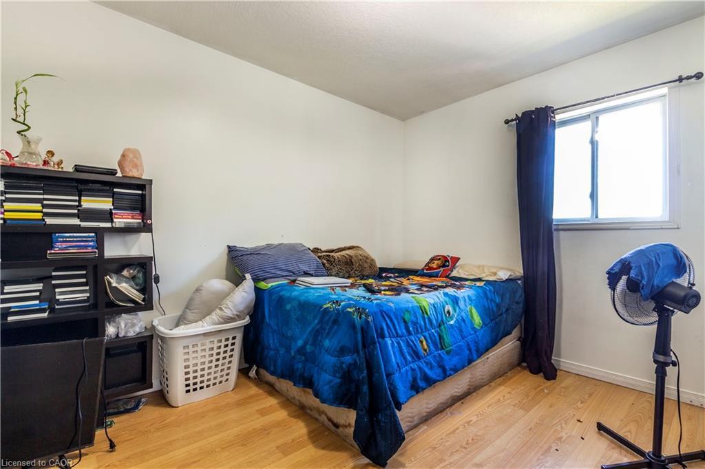 104 Oakwood Avenue, Cambridge, ON