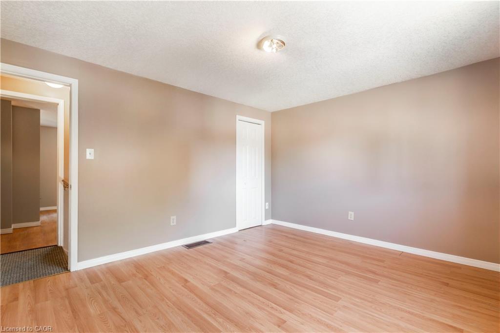 104 Oakwood Avenue, Cambridge, ON