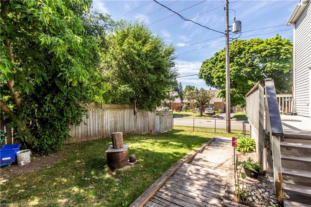 104 Oakwood Avenue, Cambridge, ON