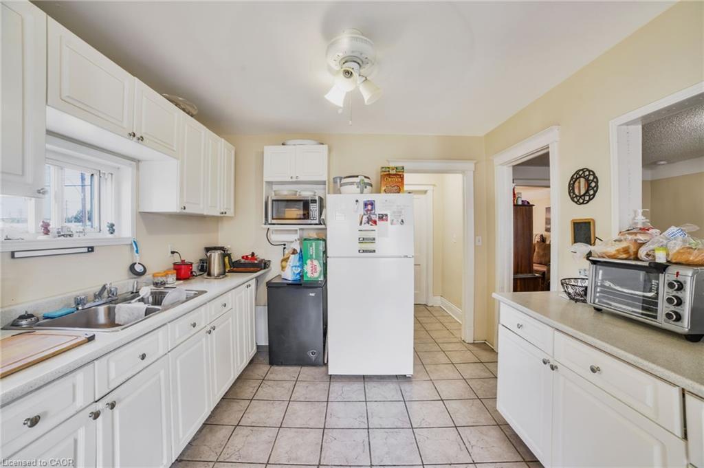 20 Gertrude Street, Hamilton, ON - Indoor Photo Showing Kitchen With Double Sink
