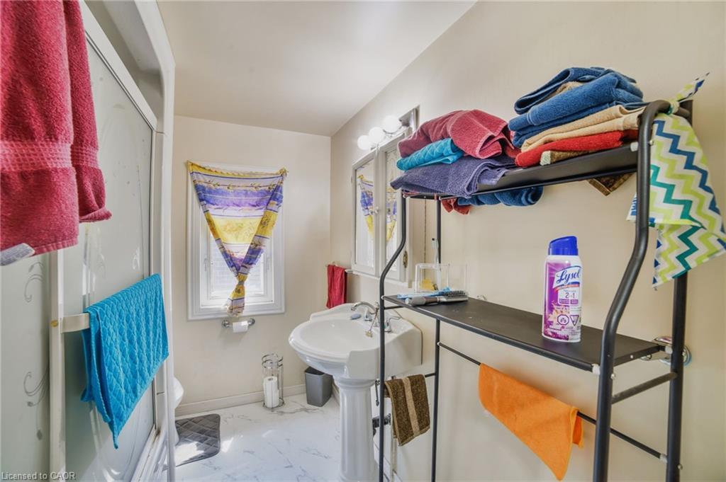 20 Gertrude Street, Hamilton, ON - Indoor