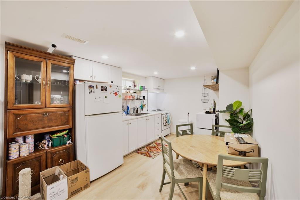 20 Gertrude Street, Hamilton, ON - Indoor