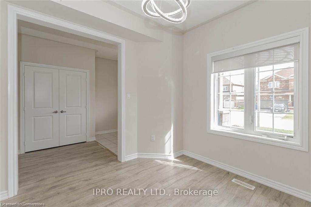 121 Elm Street, Dundalk, ON - Indoor Photo Showing Other Room