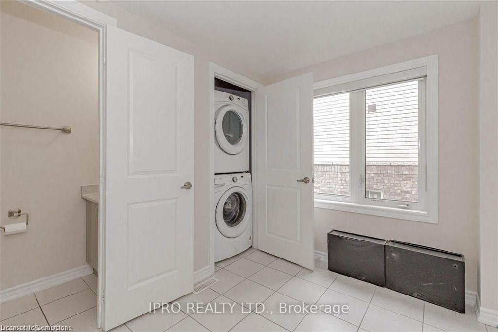 121 Elm Street, Dundalk, ON - Indoor Photo Showing Laundry Room