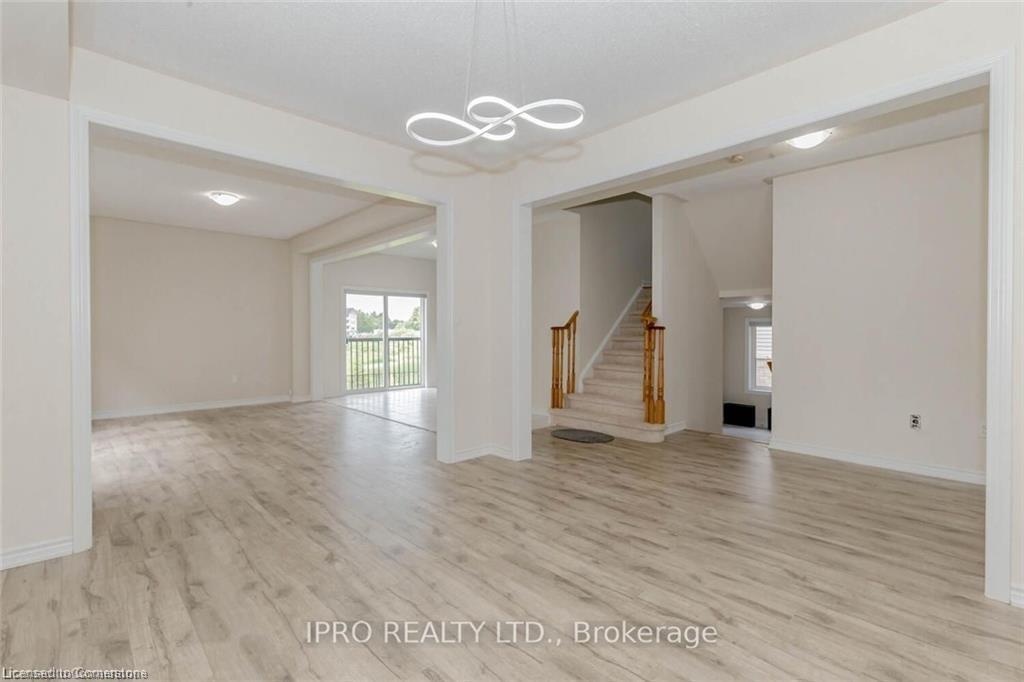 121 Elm Street, Dundalk, ON - Indoor Photo Showing Other Room