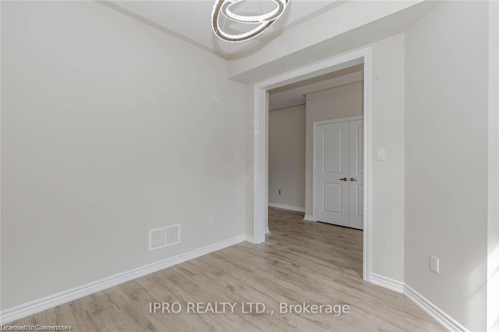 121 Elm Street, Dundalk, ON - Indoor Photo Showing Other Room