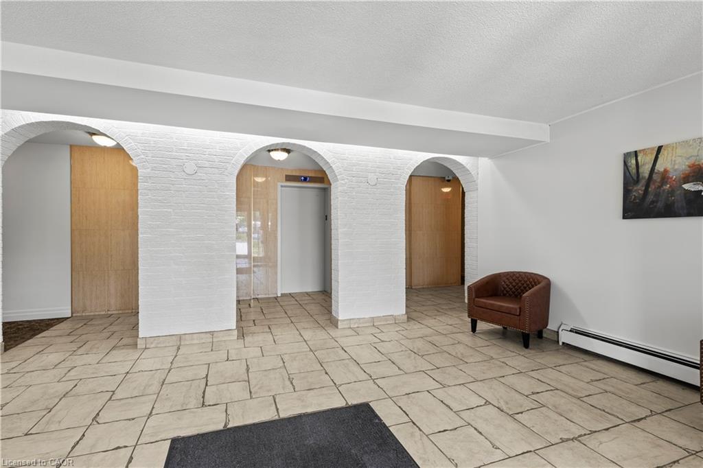 105-851 Queenston Road, Hamilton, ON - Indoor Photo Showing Other Room