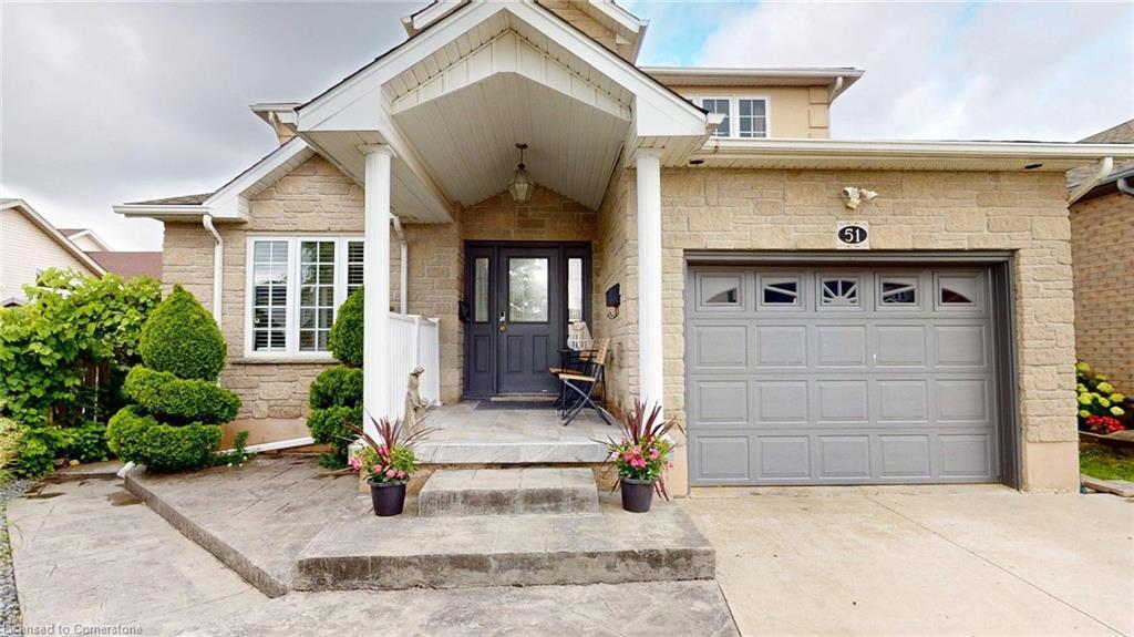 51 Highgate Road, Kitchener, ON - Outdoor With Facade