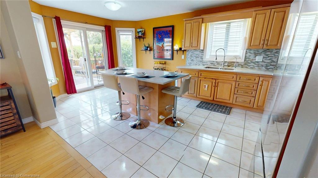 51 Highgate Road, Kitchener, ON - Indoor Photo Showing Kitchen
