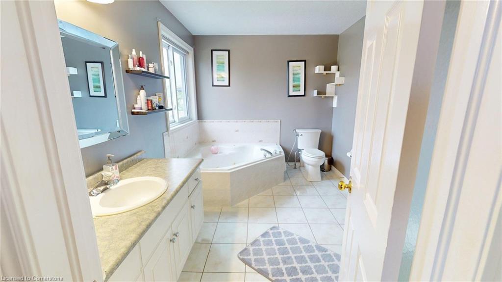 51 Highgate Road, Kitchener, ON - Indoor Photo Showing Bathroom