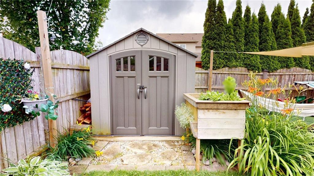 51 Highgate Road, Kitchener, ON - Outdoor