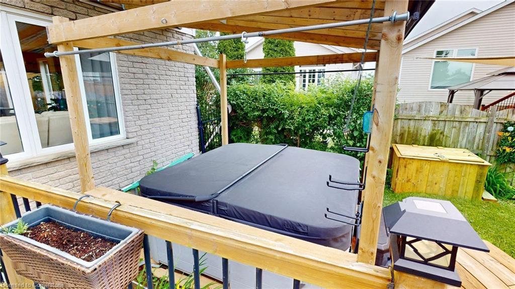 51 Highgate Road, Kitchener, ON - Outdoor With Exterior