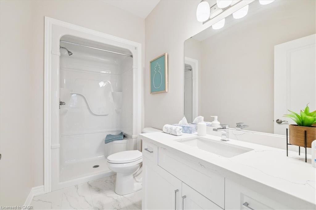 9 Wiley Trail, Welland, ON - Indoor Photo Showing Bathroom