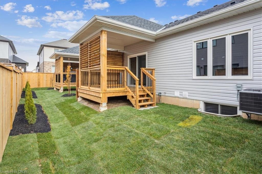 9 Wiley Trail, Welland, ON - Outdoor With Deck Patio Veranda