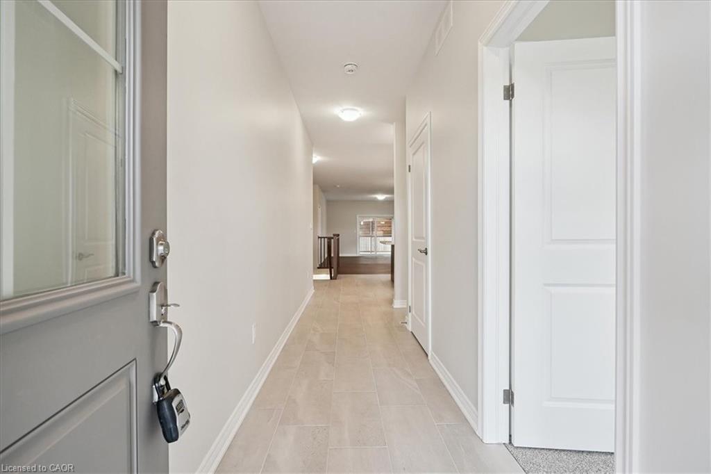 59 Montrose Trail, Welland, ON - Indoor Photo Showing Other Room