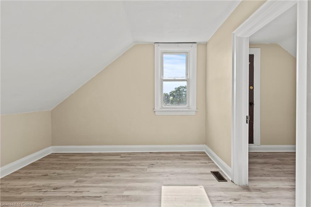 1 West Street N, Thorold, ON - Indoor Photo Showing Other Room