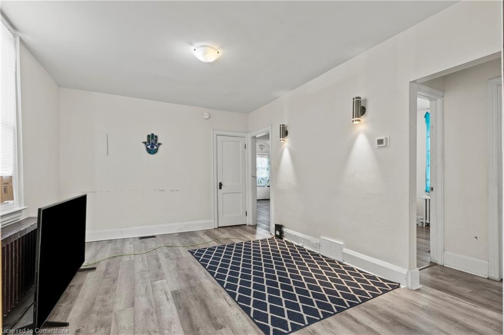 1 West Street N, Thorold, ON - Indoor Photo Showing Other Room