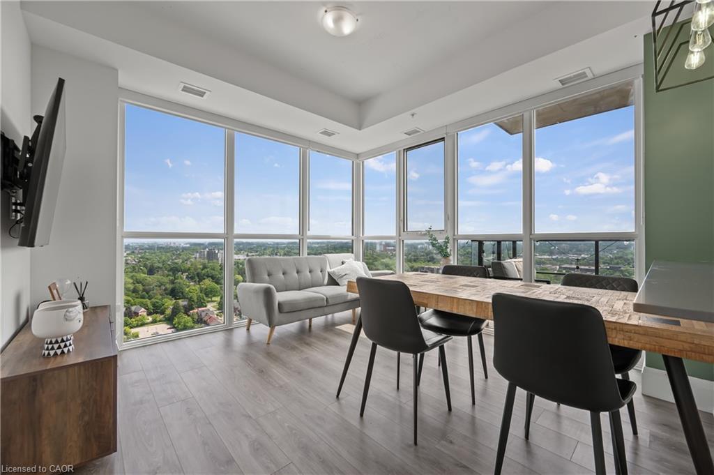 2305-108 Garment Street, Kitchener, ON - Indoor Photo Showing Dining Room